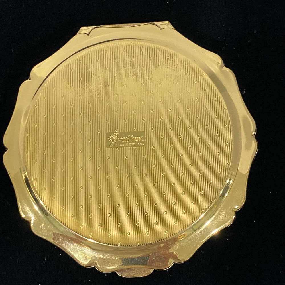 Stratton "Convertible" Compact With Light Green E… - image 2